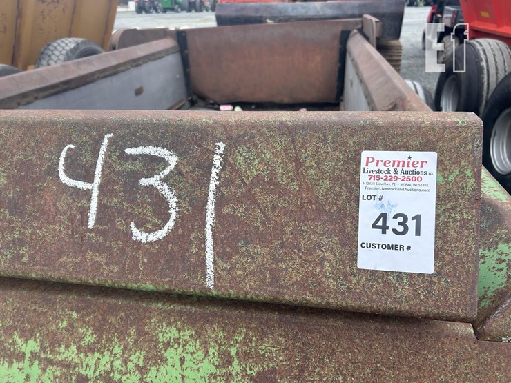 john-deere-450-image-8