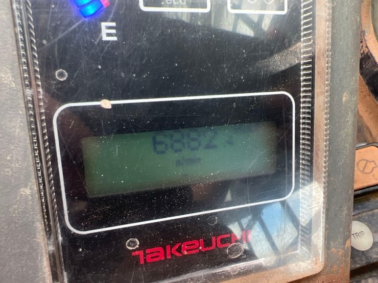 2013-takeuchi-tl10-image-25