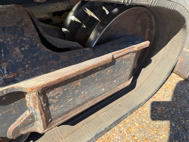 2017-bobcat-t550-image-9