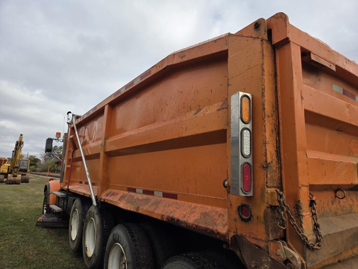 #2291-•-2003-western-star-quad-axle-dump-truck-image-32