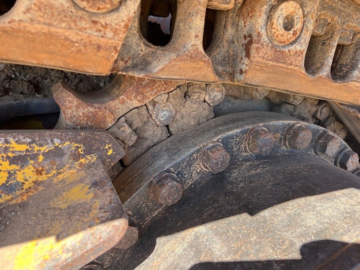 2021-komatsu-d71px-24-image-10