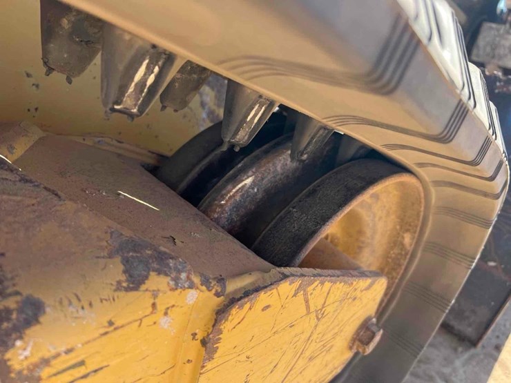 2019-caterpillar-259d-image-13