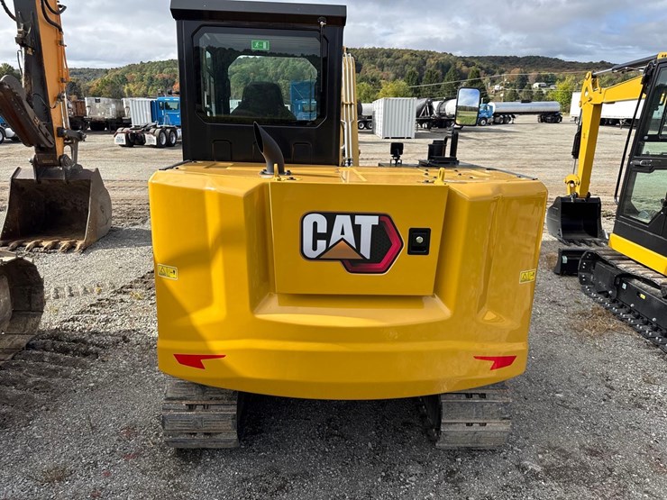 caterpillar-305-image-5