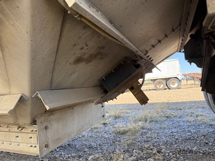 2018-wilson-hopper-bottom-image-22