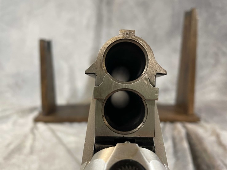 #2028-•-armsco-field-grade-12-ga.-over-under-shotgun,-sn:-12u17-000103-image-25