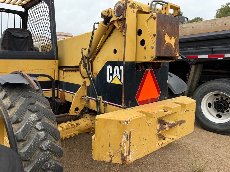 caterpillar-th63-image-24
