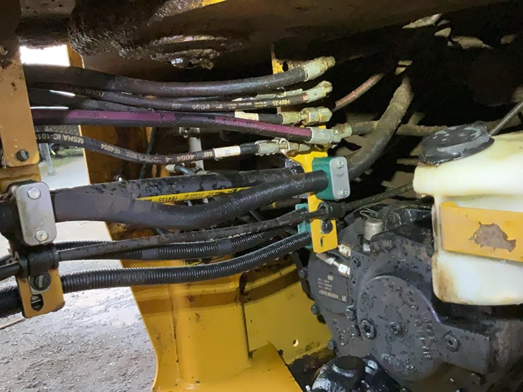 2014-caterpillar-914k-image-44