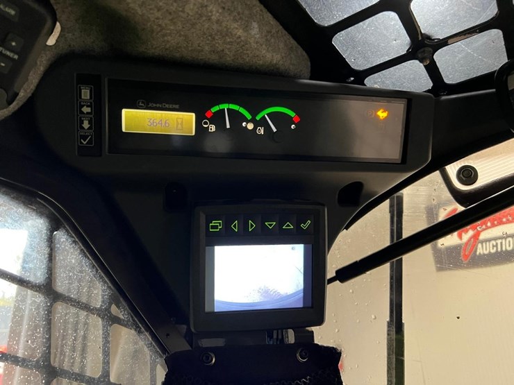 2023-deere-333g-image-24