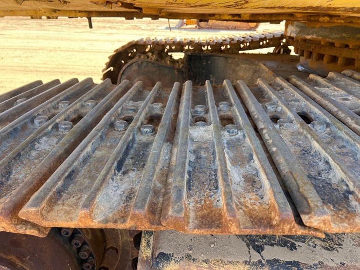 2016-caterpillar-336fl-image-25