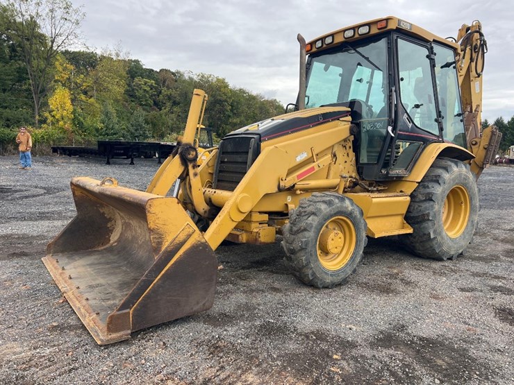 2001-caterpillar-420d-image-8