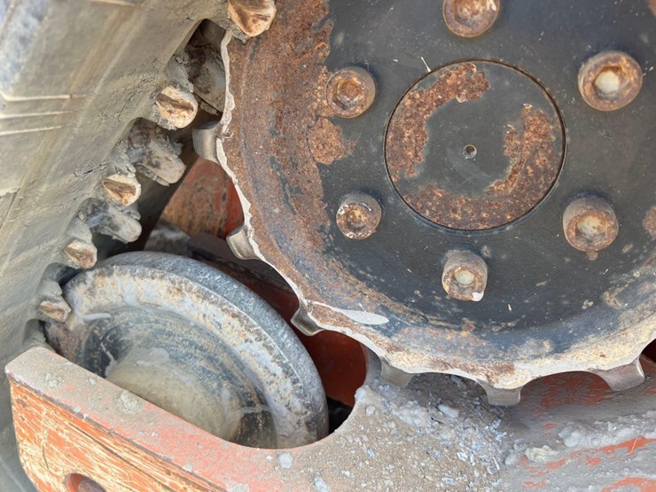 2019-gehl-rt105-image-13