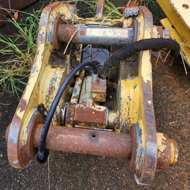 JRB Quick Attach Coupler