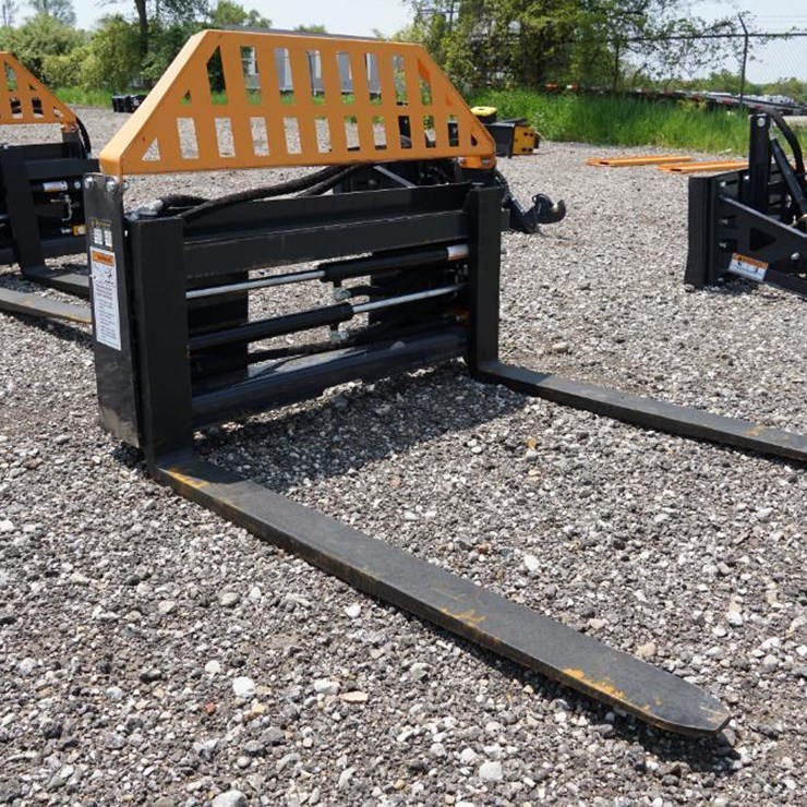 #1381 • New! Wolverine Pallet Fork Hydraulic Adjustable