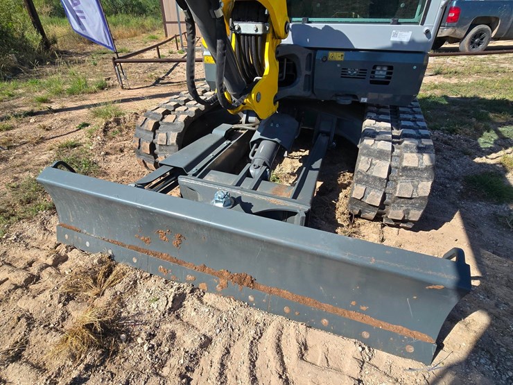 2025-wacker-neuson-ez50-zero-tail-excavator-extremely-low-hours-image-37