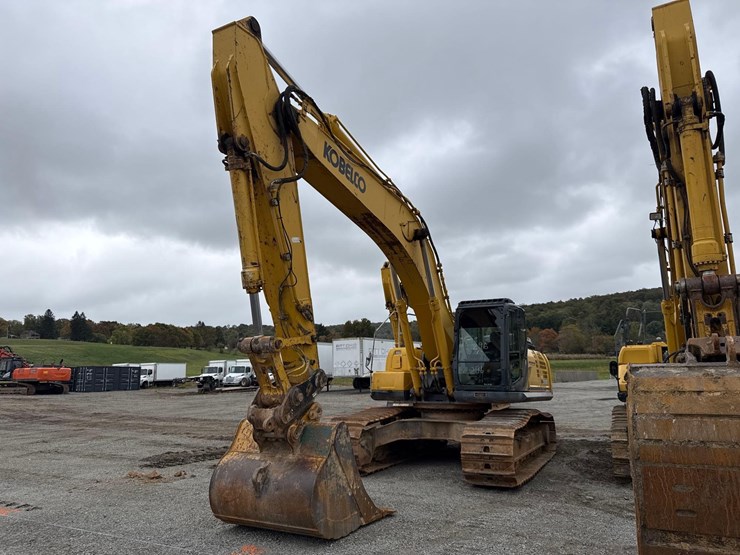 2015-kobelco-sk350-lc-9-image-1