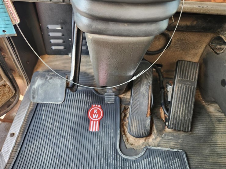 kenworth-t800-image-59