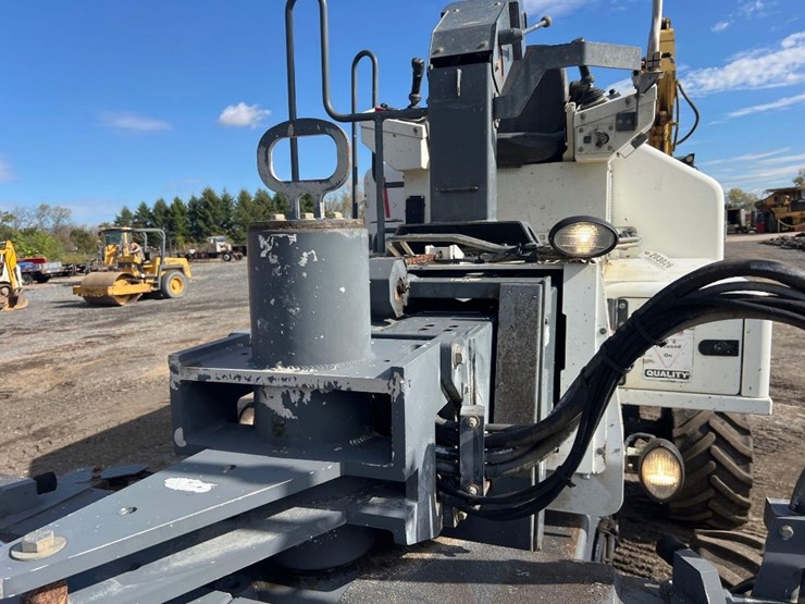 somero-s-222-laser-screed-image-25