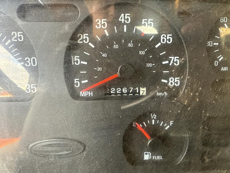 2001-caterpillar-c12-image-51