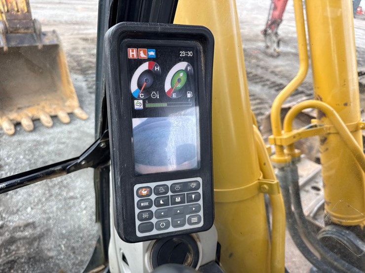 2015-kobelco-sk350-lc-9-image-17