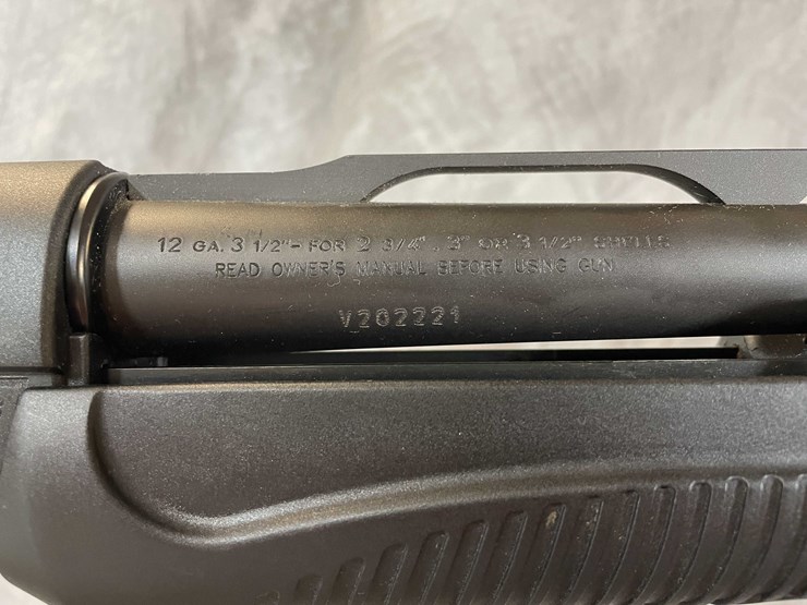#2030-•-benelli-nova-12-ga.-pump-action-shotgun,-sn:-z185519-image-23