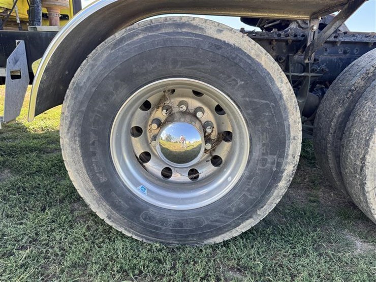 2012-international-prostar-image-47