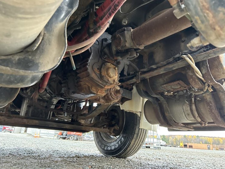 #5016-•-2008-freightliner-business-class-m2-cab-chassis-image-26