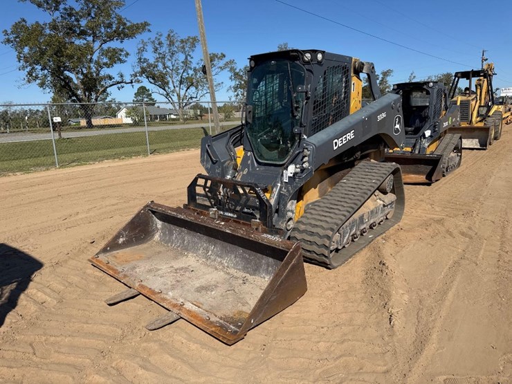 2020-deere-333g-image-8