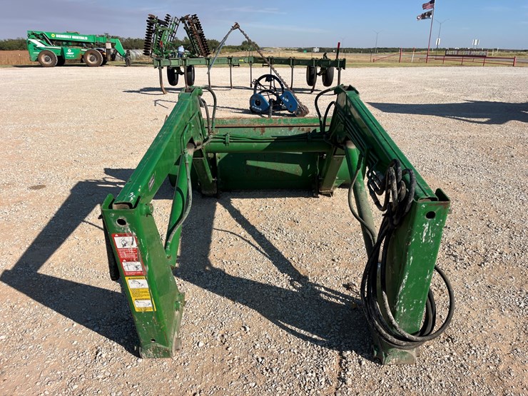 john-deere-720-image-10