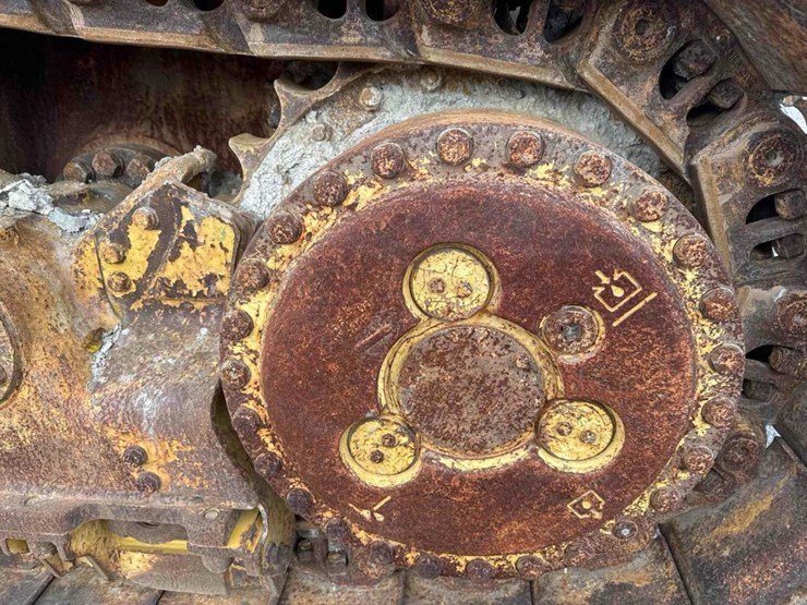 2011-caterpillar-d7e-image-12