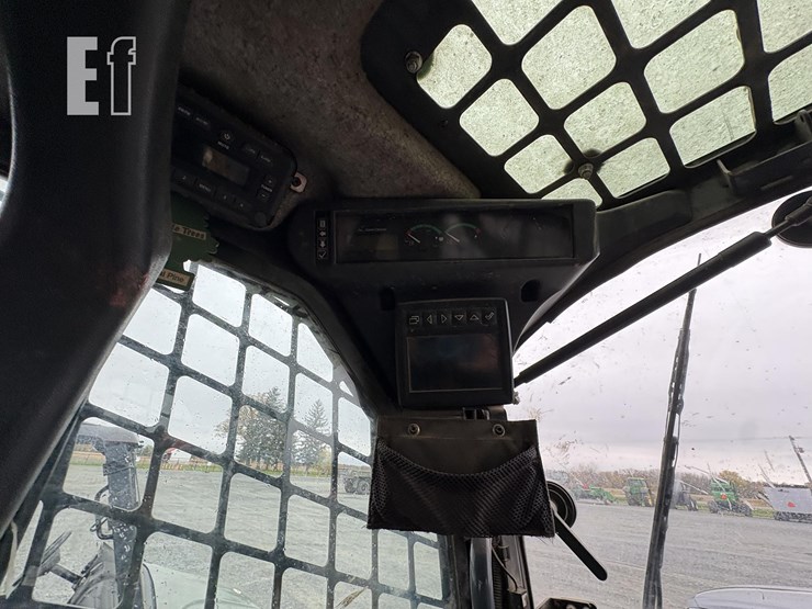 2017-deere-333g-image-19