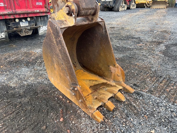 2000-caterpillar-320c-image-21