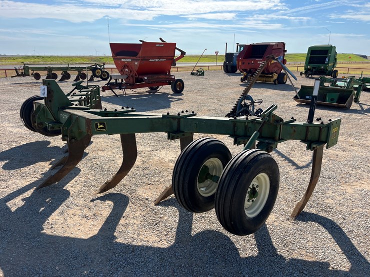 1991-john-deere-915-image-1