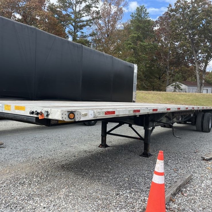 2015 UTILITY FLATBED