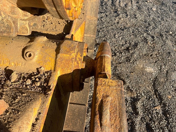 caterpillar-d6r-xl-image-23