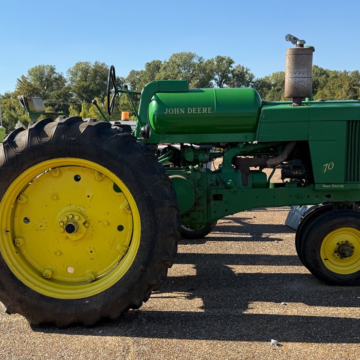 JOHN DEERE 70