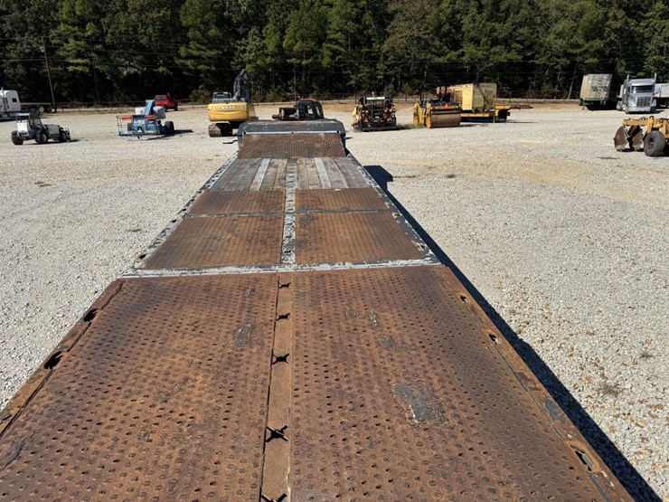 #4702-•-2018-landoll-950d-hydrolic-lowboy-trailer-image-11