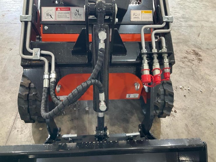 #1023-•-unused-future-ft36c-mini-skid-steer-image-11