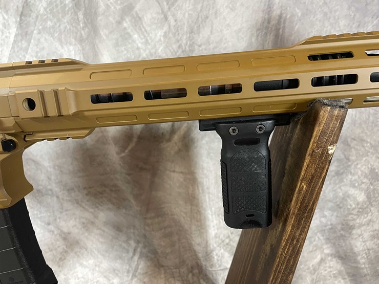 #2004-•-armsco-u-235-m22-12-ga.-semi-auto-shotgun,-sn:-tr4123-hbc002494-image-29