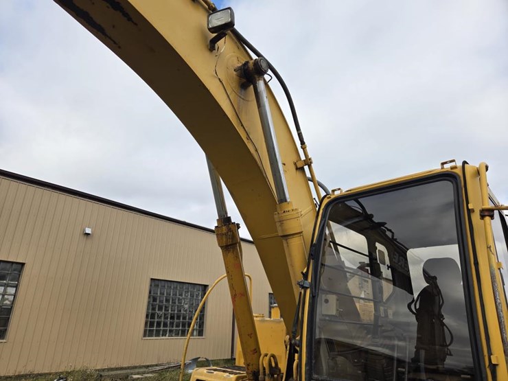 1999-john-deere-200-image-24