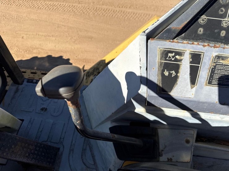 1993-caterpillar-416b-image-21