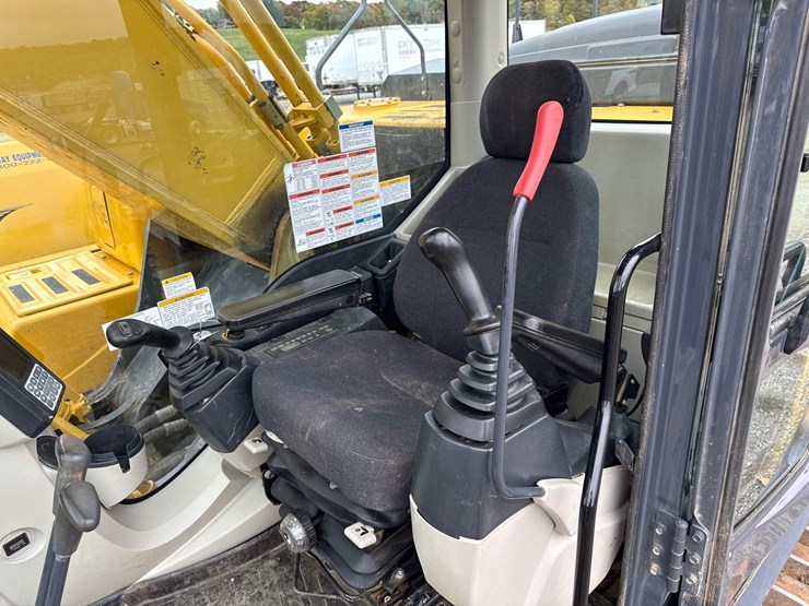 2015-kobelco-sk350-lc-9-image-14