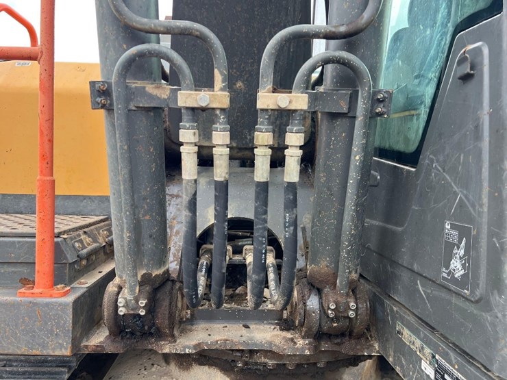 2017-volvo-ec160el-image-27