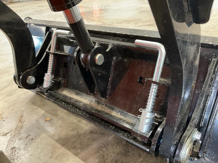 #1022-•-unused-future-ft36c-mini-skid-steer-image-23