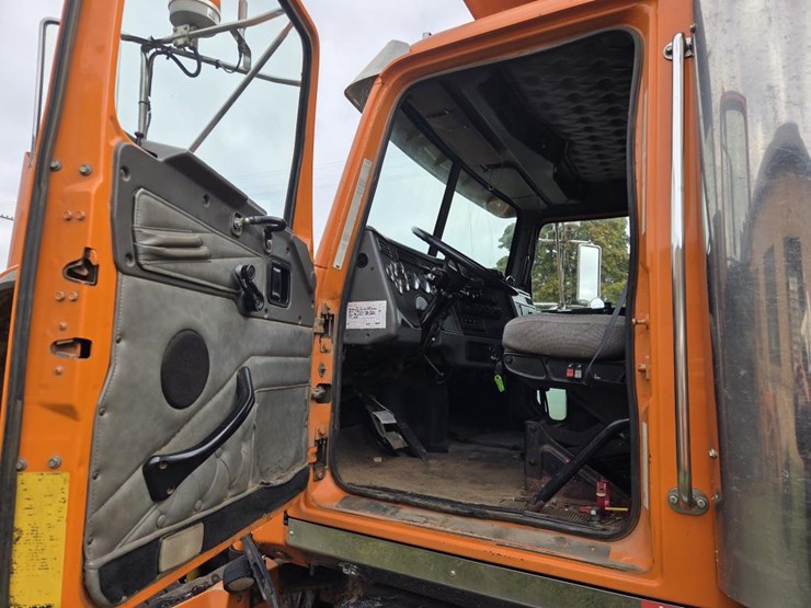 #2291-•-2003-western-star-quad-axle-dump-truck-image-72