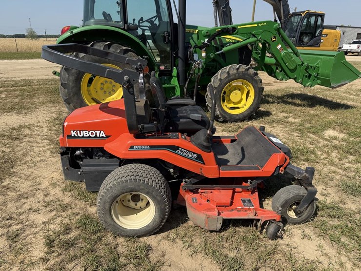 kubota-zd28-image-1