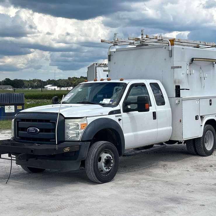 2016 FORD F550