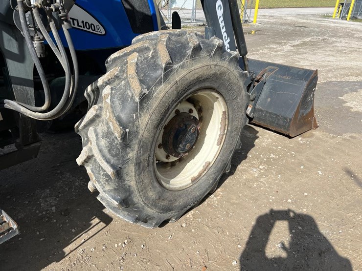 new-holland-tl100a-image-19