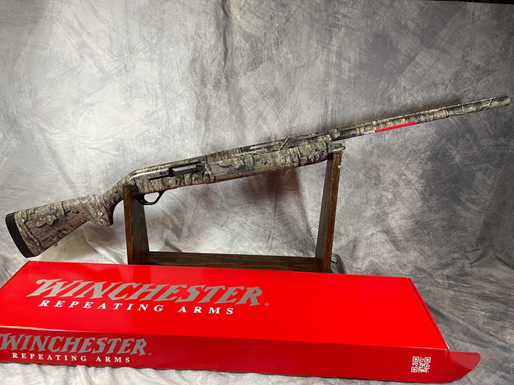 #2005-•-winchester-sx4-12-ga.-semi-auto-shotgun,-sn:-pt19455yw11k-image-1