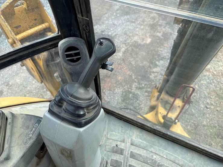 2007-caterpillar-420e-image-29