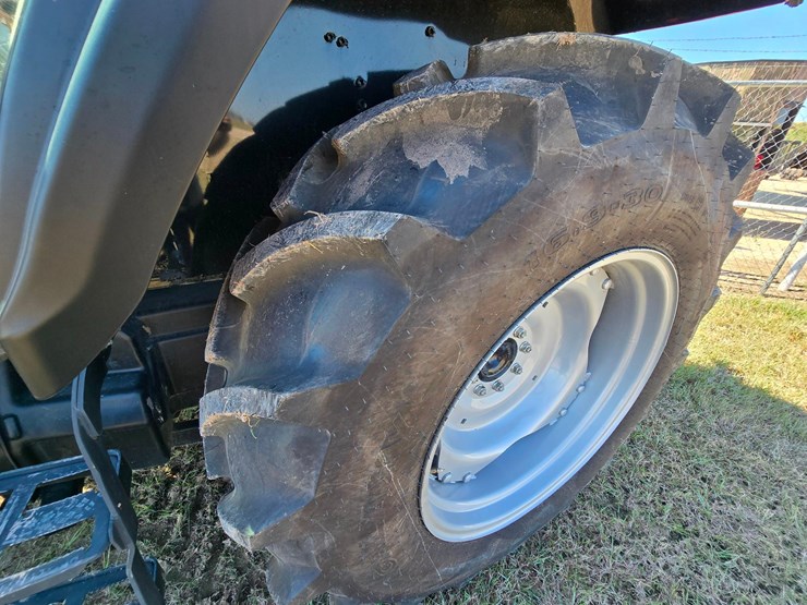 2025-mahindra-6075-image-74